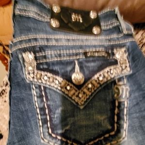 Miss Me Capri...Size 27